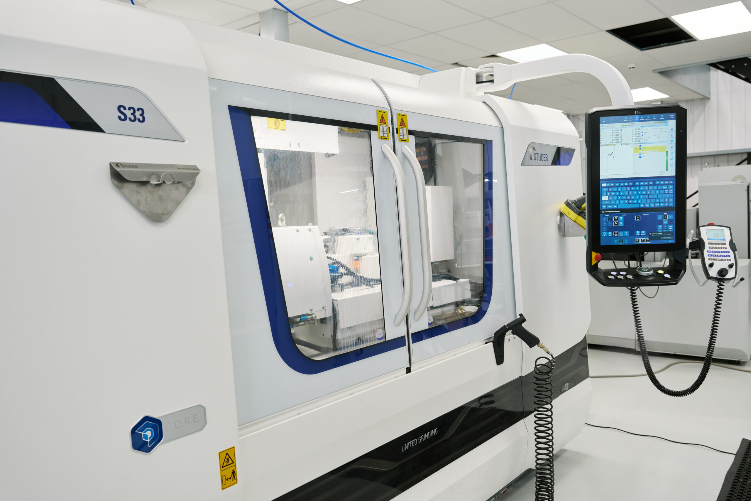 Pioneers in hydraulics: How Domin manufactures revolutionary valves with the micrometer precision of the S33 Pioneers in hydraulics: How Domin manufactures revolutionary valves with the micrometer precision of the S33